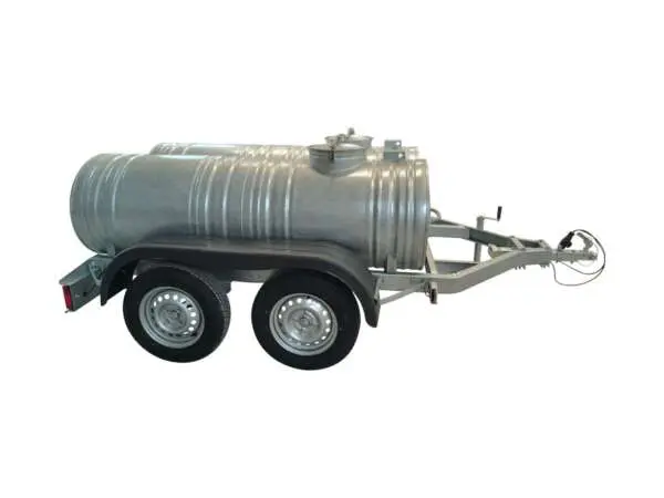 Przyczepa-cysterna 100-2 niehamowana, 2 osie