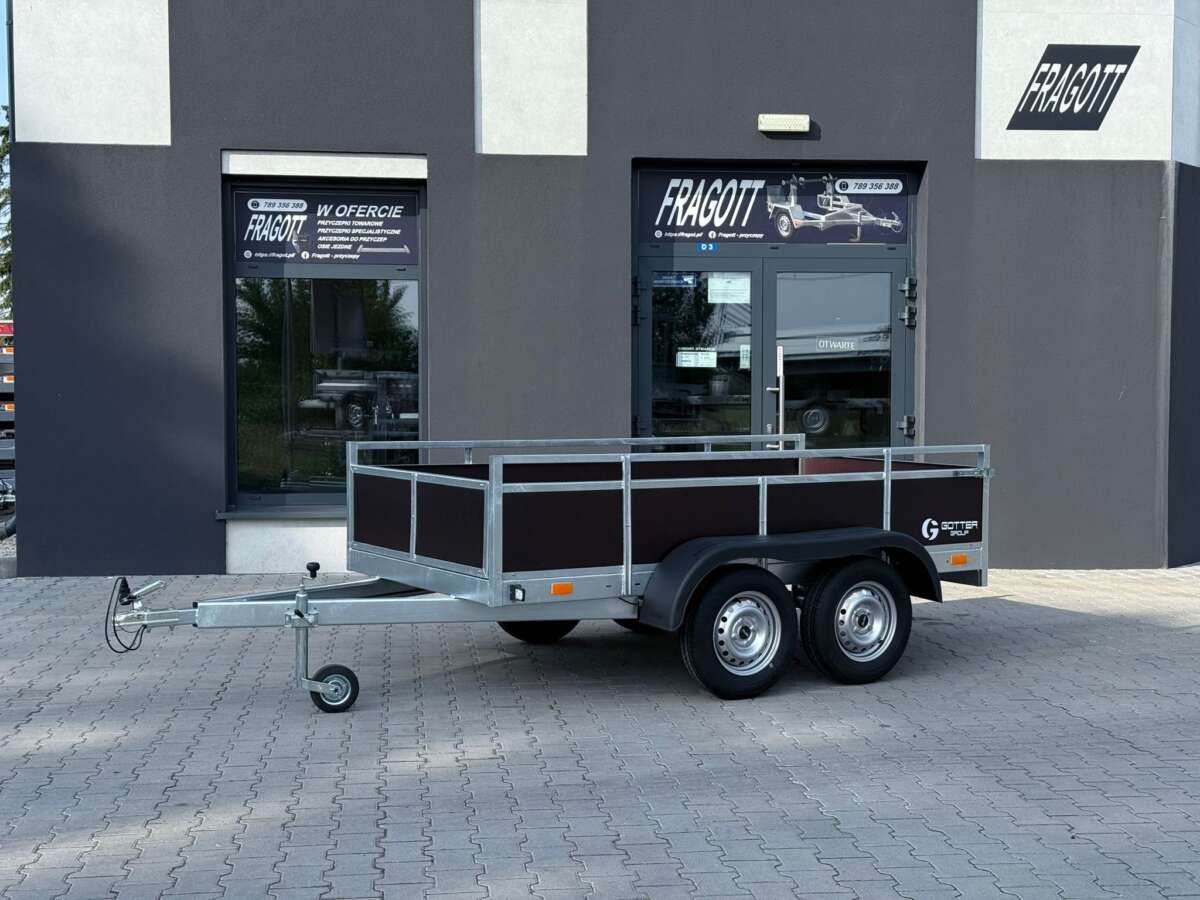 Przyczepa skrzyniowa drewniana 1,4 × 2,7 m – 2 osie, DMC 750 kg